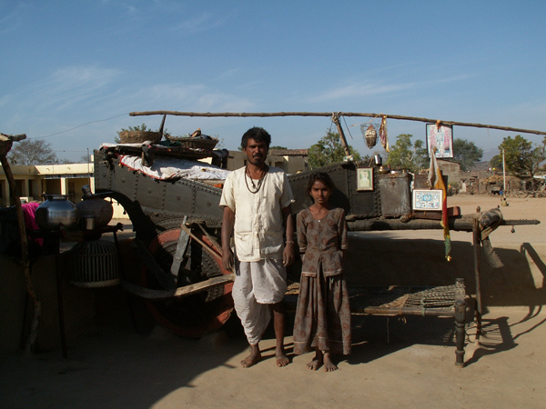 Travelling Blacksmith Family - Moela, Rajasthan